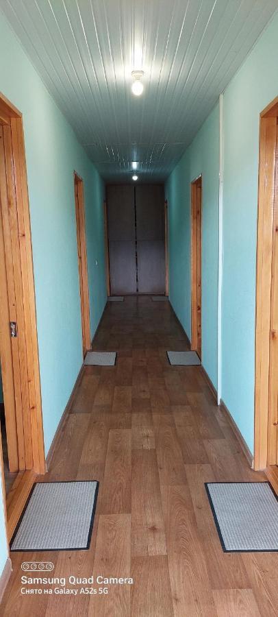 Guest House Tsasne Omalo エクステリア 写真