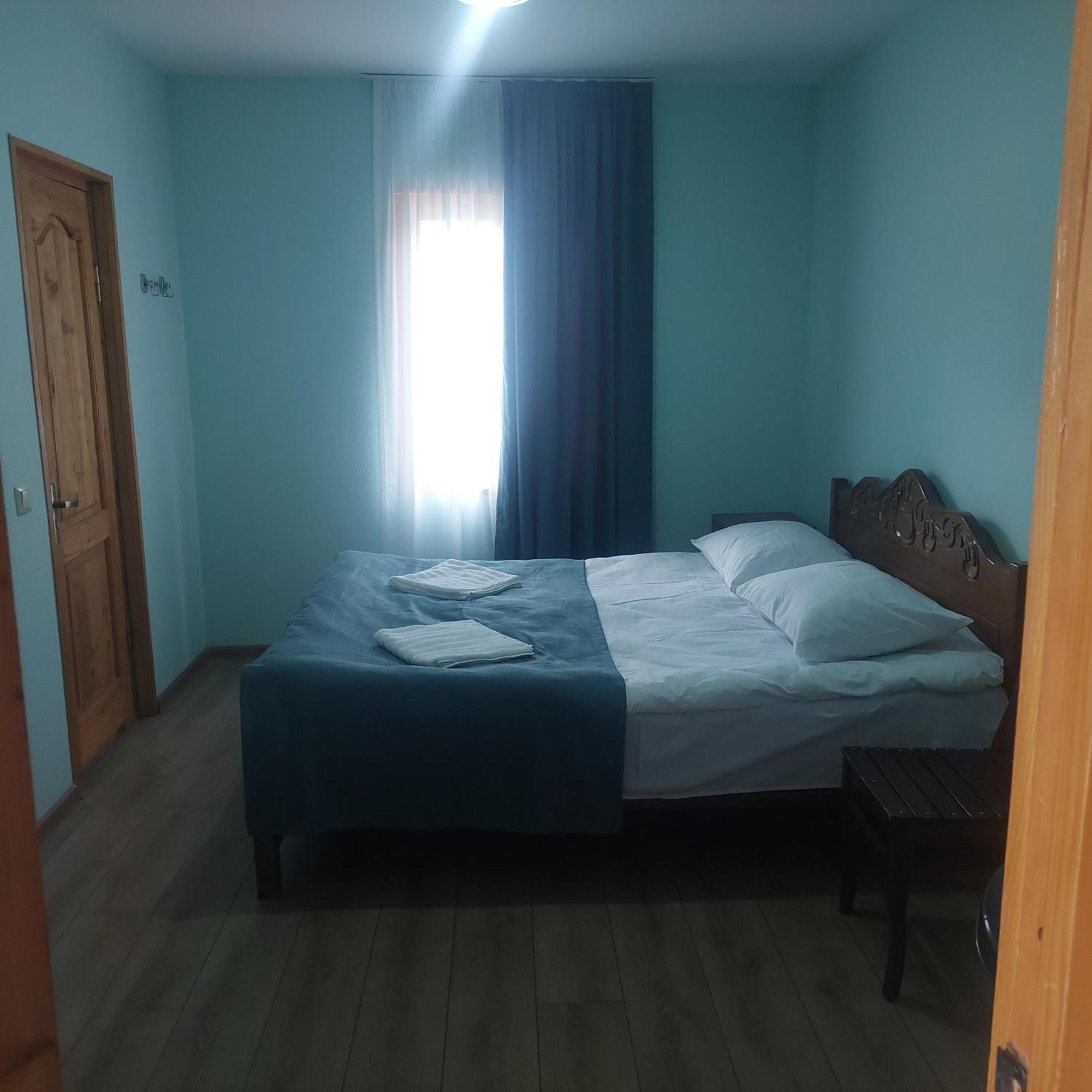 Guest House Tsasne Omalo エクステリア 写真